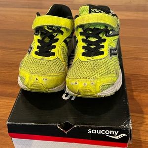 Saucony Cohesion 10